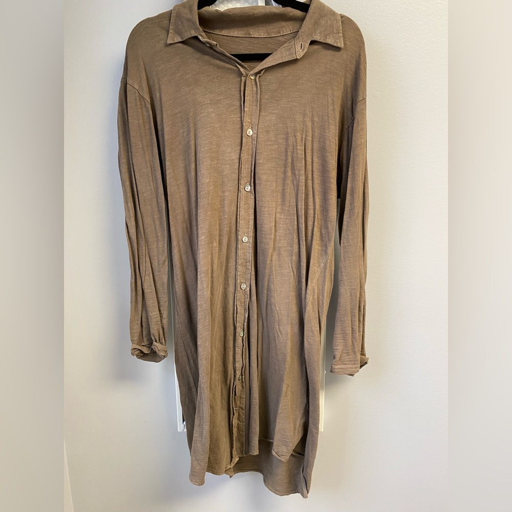 Green/tan shirt dress